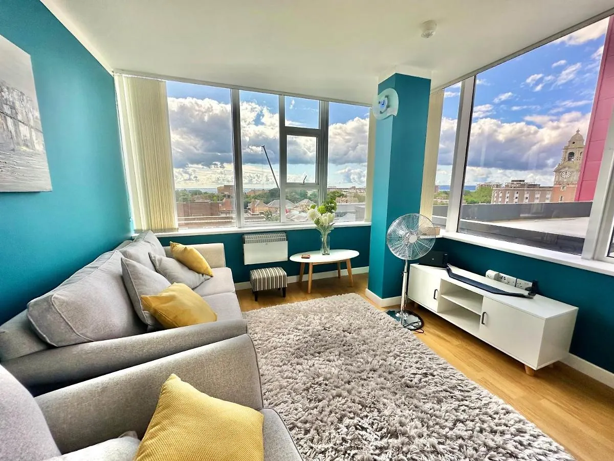 Gorgeous Sea View Two Bed Apartment - Close To Beach With Free Parking Bournemouth 0*,